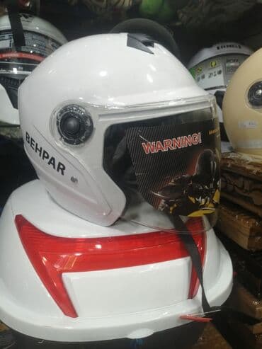 1 ci şəkildəki Moto kaska 29-azn 2 ci və 3cü şəkildəki Moto kaskalar