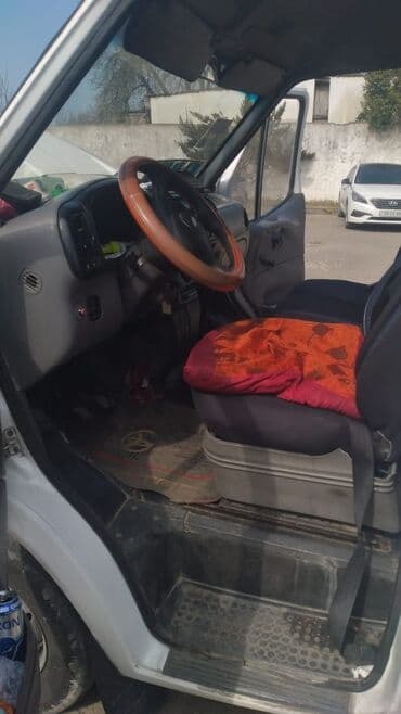 w211 qapi: Ford Transit mikroavtobus - Kuzov: uzun baza, 3 yan pəncərəli — 6