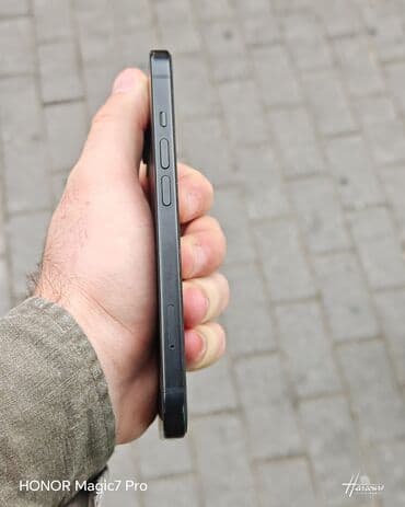 iphone 15 2 ci el: IPhone 15, 128 GB, Black Titanium, Zəmanət — 5