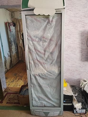 Ticarət vitrin soyuducusu – LIEBHERR markalı, şüşə qapılı, tək qapı — 2