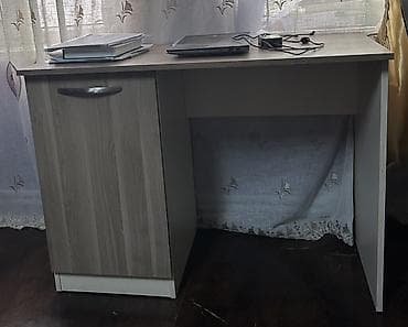 Düz masa, Polkasız, Siyirməsiz, Sadə laminat, Zəmanətsiz, Kredit yoxdur