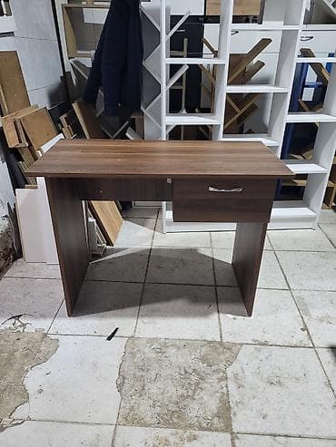 Sifarişlə ev mebeli: Düz masa, Polkasız, Siyirməli, Teksturalı laminat — 2