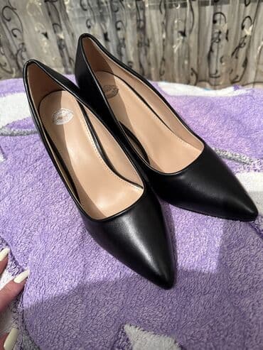 туфли мужские на кожаной подошве: Tuflilər, Ölçü: 40, rəng - Qara, Yeni — 1