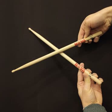 bongo: Baraban çubuğu Vic Firth Nova 5A Ünvan:Nizami 42 (Daxili işlər — 2