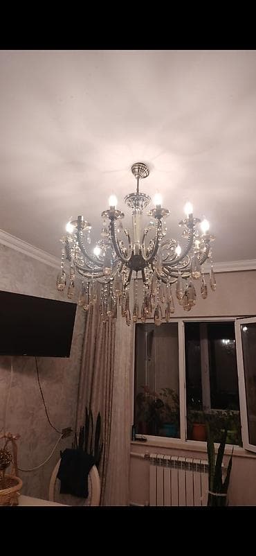 Çılçıraq, 10 və daha çox lampa, Metal