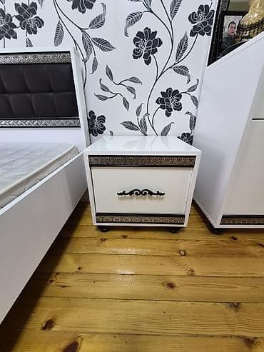 ucuz zebra perde: Yataq destt tam ela veziyyetde. Uzeri masin boyasidir laknidir. Dolab — 3