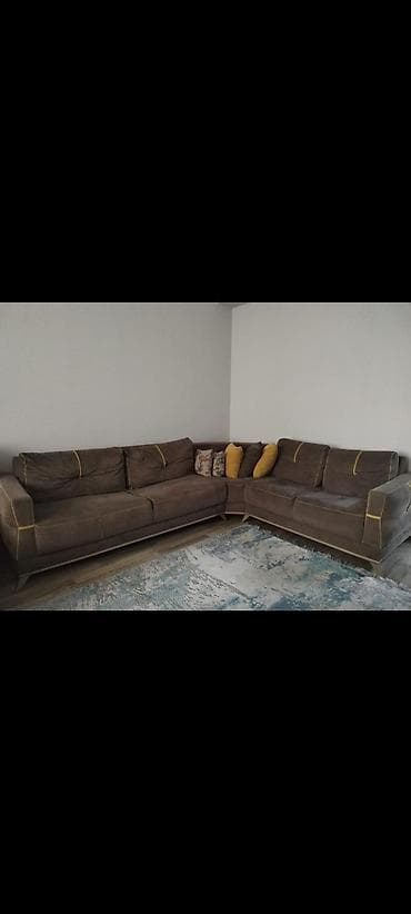 Künc divan, İşlənmiş, Açılan, Çatdırılma yoxdur lalafo.az -da Künc divan, İşlənmiş, Açılan, Çatdırılma yoxdur