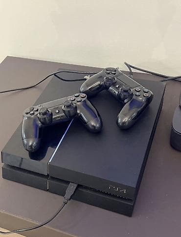 Ps4 Fat proşifkasız model. Yaddaş: 500gb İçində 10 oyun var: Gta 5