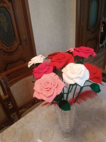 meyvə tərəvəz satışı: Əl işi toxunma gul bir ədədi 3manat kukla 15manat — 2