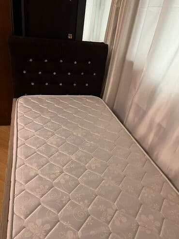 işlənmiş taxtalar: İşlənmiş, Təknəfərlik çarpayı, Bazasız, Matras ilə, Siyirməsiz — 4