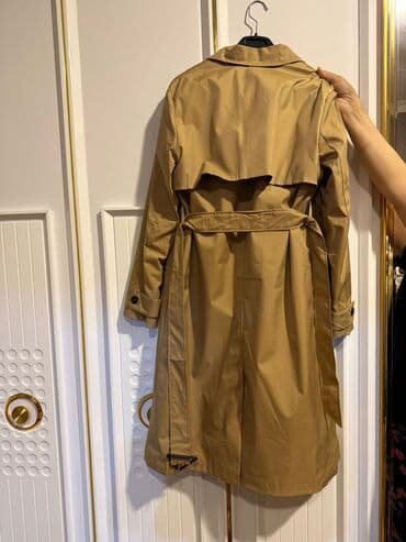 женские плащи турецкого производства: 40m geyinilmiyib — 2