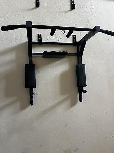 Divara quraşdırılan çoxfunksiyalı turnik–press trenajoru - 2-si