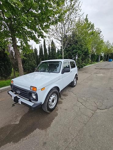 chevrolet cruze kandisoner radiatoru kompressoru: VAZ (LADA) 4x4 Niva: 1.6 l | Ofrouder/SUV — 5