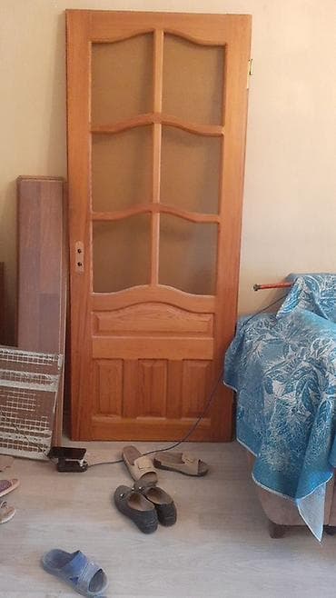 Taxta otaq qapısı - Material: təbii ağac (şponlu görünüş, isti