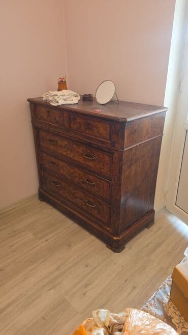 вазы из богемского стекла: Antik mebel dəsti - Ağac komod: Klasik üslubda, təbii ağacdan. Üst — 2