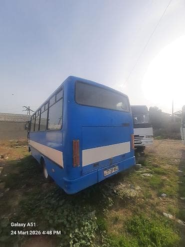 luaz satilir: JMC : 3.9 l | 2003 il 25000 km Mikroavtobus — 2