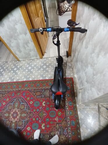 детские самокаты best scooter maxi: Б/у Электросамокат 10", 351 - 500 Вт, 26 - 35 км/ч, Самовывоз — 2