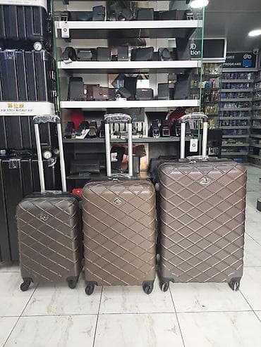 tekerli çantalar: Sərt korpuslu, təkərli səyahət çamadanları dəsti - Ölçülər: 3-lük set — 1