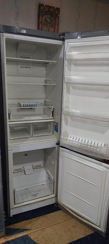 ev soyuduculari: 2 qapılı Indesit Soyuducu Satılır, rəng - Gümüşü — 2