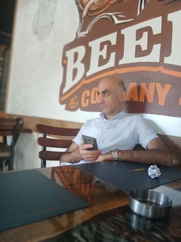 Ofisiant, Kişi, 46 yaş, 5 ildən artıq təcrübə — 3