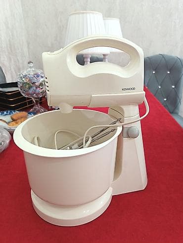 kenwood toster: Kenwood mikser satılır. Az işlənib. 180W. Vatsappda yazın — 2