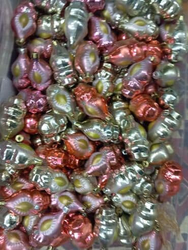 двери стеклянные: Первое фото по 4м.другие фото по 2м все игрушки стеклянные şüşə yolka — 3