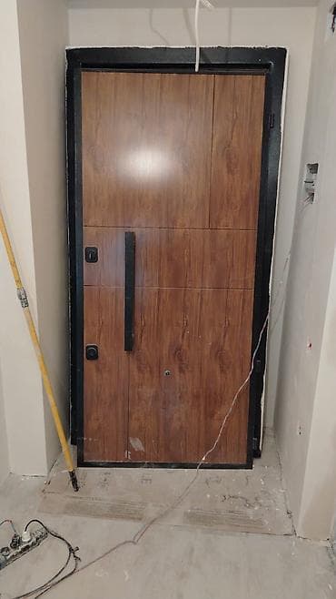 Mənzil üçün İşlənmiş Giriş qapısı Glazok ilə, Zəmanətsiz, Ünvandan götürmə lalafo.az -da Mənzil üçün İşlənmiş Giriş qapısı Glazok ilə, Zəmanətsiz, Ünvandan götürmə