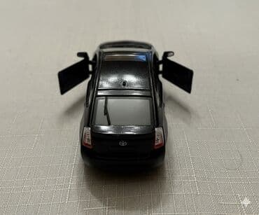 стеклянные новогодние игрушки: Ford Focus ST – kolleksiya üçün miqyaslı model - Model: Ford Focus ST — 10