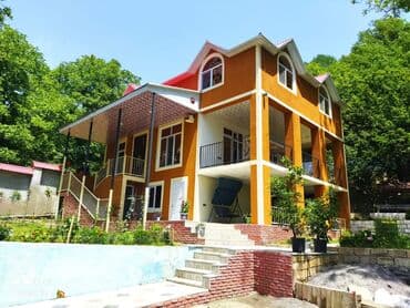 1 комнатная квартира в новостройке: 200 м², 3 комнаты, С бассейном — 2