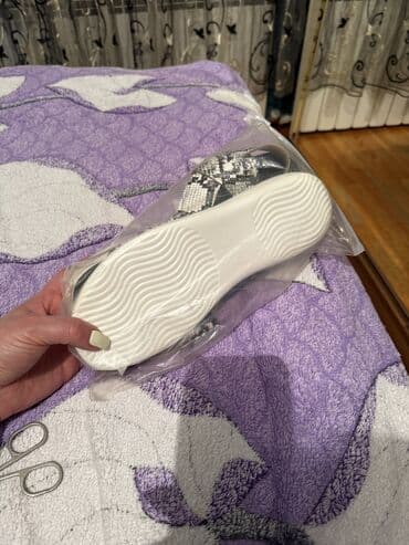 шлепанцы для бассейна: Ölçü: 42, Yeni — 1