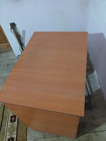 divar kitab refleri: Düz masa, Polkalı, Siyirməsiz, MDF, Zəmanətsiz, Kredit yoxdur — 1