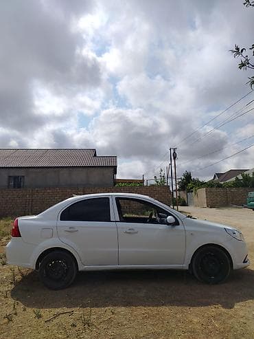 ravon r4 arenda: Ravon Nexia: 1.5 l | 2020 il 227000 km Sedan — 4
