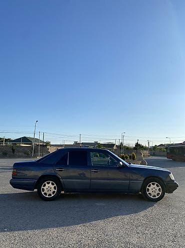 mersedes babin: Mercedes-Benz 280: 2.8 l | 1993 il Sedan — 7