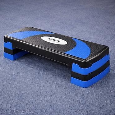 Aerobika step platforması – ev və zal məşqləri üçün. Xüsusiyyətlər: - — 1