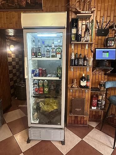 Промышленные морозильники: Soyuduucu vitrin Satilir Prablemsizdir işleyir hal hazirdada Bunbuz — 1