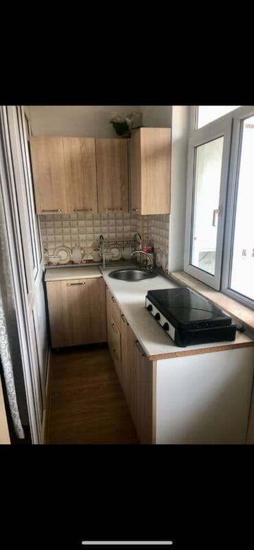 1 комнатная квартира снять: Xalqlar metrosunun yaxınlığında 4 mertebeli binanın 4-ci mərtəbəsində — 7