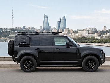 Транспорт: Land Rover Defender üçün aksesuar komplekti satılır. Komplektə — 4