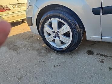 kia rio icare: Kia Rio: 1.4 l | 2005 il Sedan — 5