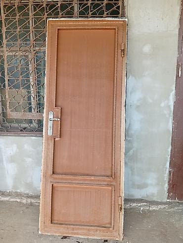 Qalın matrealdan hazırlanmış seyf qapı 90*238 ünvan Zabrat