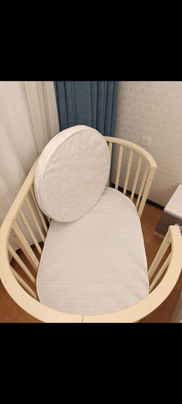 Digər uşaq mebeli: Oğlan və qız üçün, İşlənmiş, Yumru, Beşik, Dəstsiz, Matras ilə, Yellənmə mexanizmsiz — 2