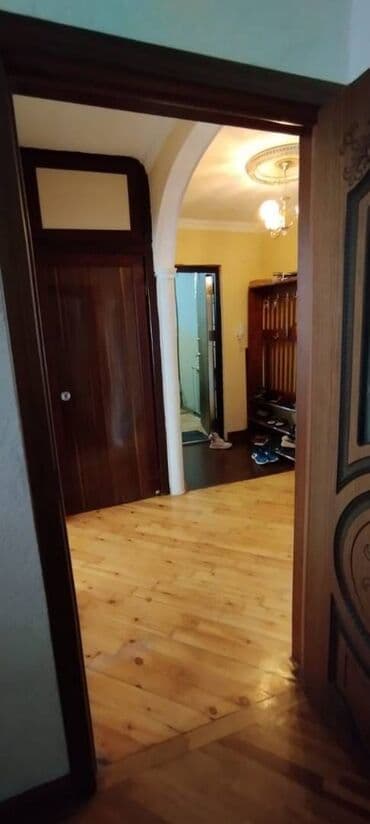 ehmedlide ev: Bakı, Əhmədli, 3 otaqlı, Köhnə tikili, m. Əhmədli, 82 kv. m — 8