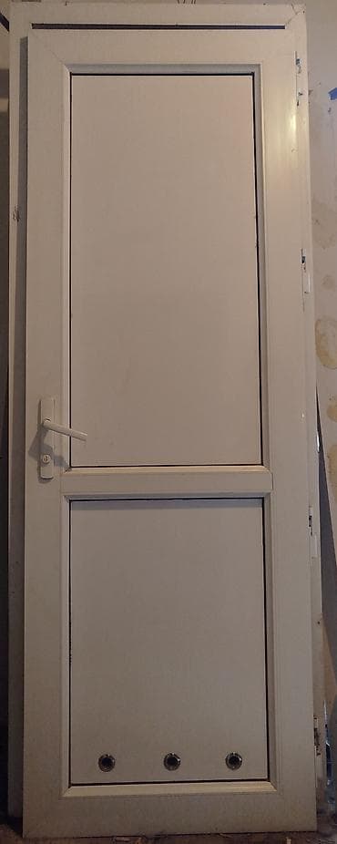 kilimlər: Ağ rəngli PVC giriş/qapı paneli - Material: PVC/profil karkaslı — 1