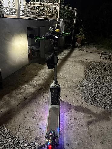 elektrikli saat: İşlənmiş Elektrik samokat 10", 251 - 350 Vt, 26 - 35 km/s, Ünvandan götürmə — 3