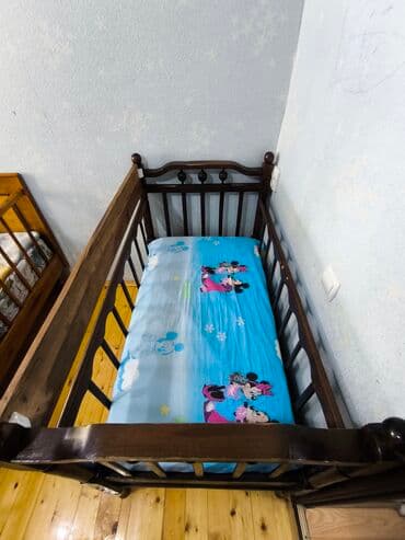 2 mərtəbəli çarpayı: Oğlan və qız üçün, İşlənmiş, Dördbucaq, Beşik, Dəstsiz, Matras ilə, Yellənmə mexanizm ilə — 6