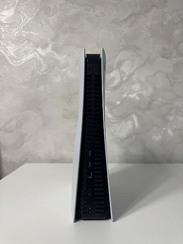 sony wh: Salam. PlayStation 5 Disk versiyasını satıram. Cihaz çox az istifadə — 5