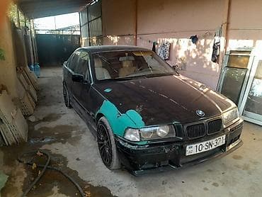 mator vaz: BMW 3 Series E36 sedan - Mühərrik: benzin, 6 silindir (şəhərdaxili — 7