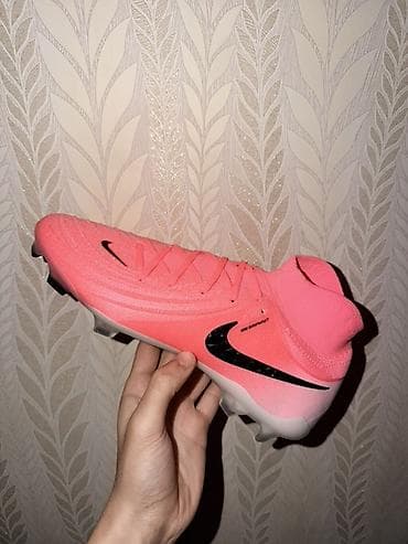 Nike futbol butsası – yüksək boğazlı, süni ot və təbii ot üçün dişli — 3