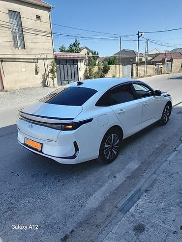 Nəqliyyat: Changan A05 sedan ilk sahibi mənəm 2025 ci il Dekabrın 10 da almışam — 2