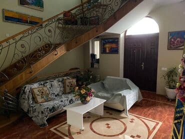 ev certiyojları: 200 kv. m, 5 otaqlı, Hovuzlu, Kombi, Qaz — 2