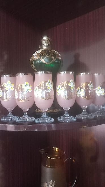 beton panel satilir: Məhsul: Dəst mətbəx və servis qabları 1) Dekorativ meyvə qabı - Üst — 5